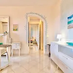 Apartmanhotel In Baia De Bahas Golfo Di