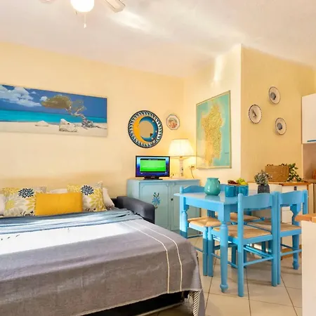 Apartments In Baia De Bahas Golfo Di Marinella Lejlighedshotel Marinella (Sardinia)