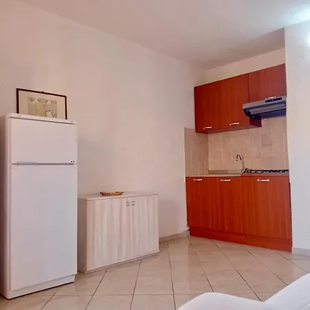 Apartments In Baia De Bahas Golfo Di Marinella Lejlighedshotel 3*