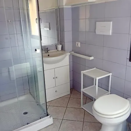 Lejlighedshotel Apartments In Baia De Bahas Golfo Di Marinella