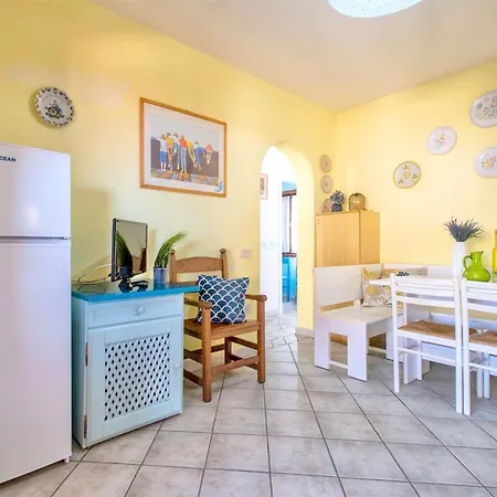 Appart hôtel In Baia De Bahas Golfo Di Marinella (Sardinia)