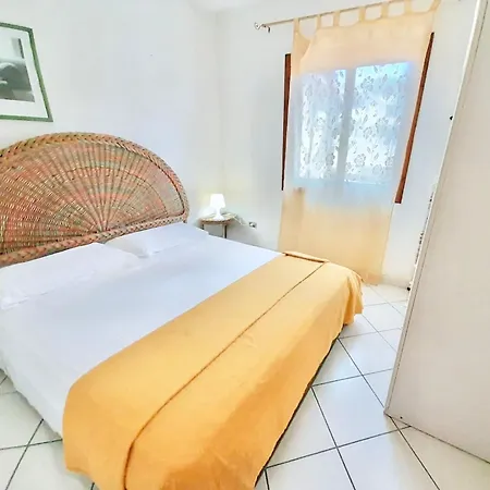 Appart hôtel In Baia De Bahas Golfo Di
