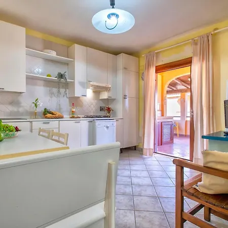 Appart hôtel In Baia De Bahas Golfo Di Marinella (Sardinia)
