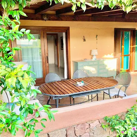 Appart hôtel In Baia De Bahas Golfo Di 3*