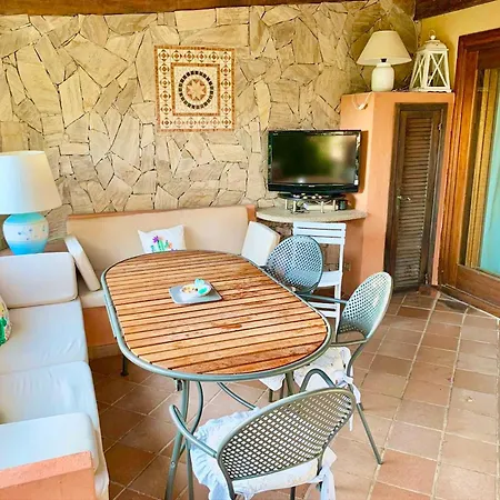 Appart hôtel In Baia De Bahas Golfo Di